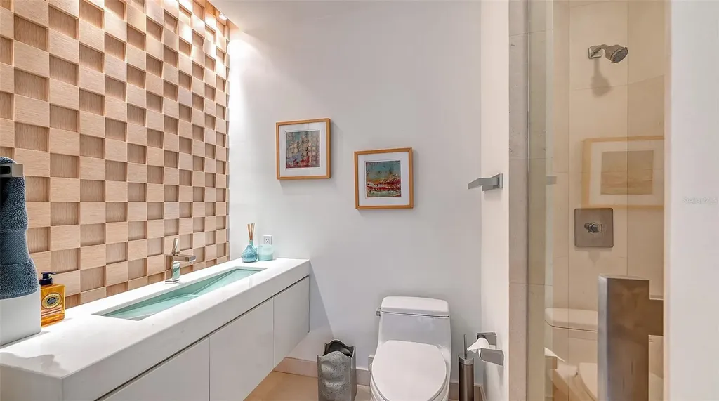 35 Watergate Drive Sarasota FL 34236