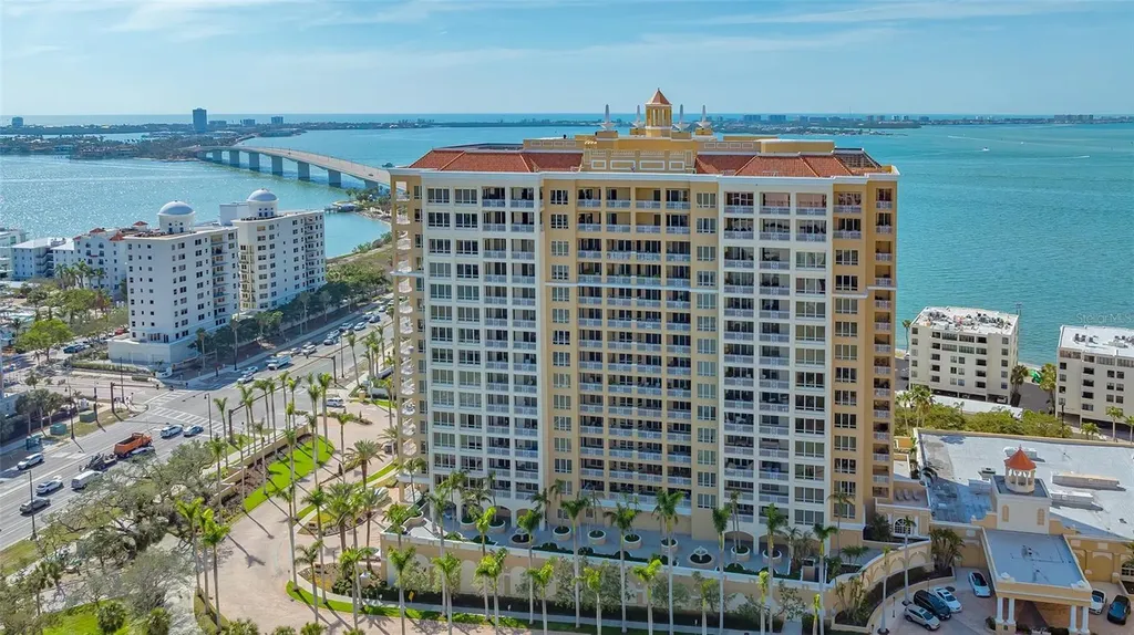 35 Watergate Drive Sarasota FL 34236