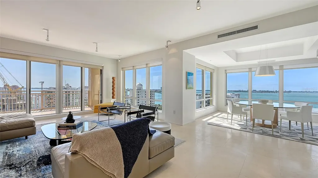 35 Watergate Drive Sarasota FL 34236