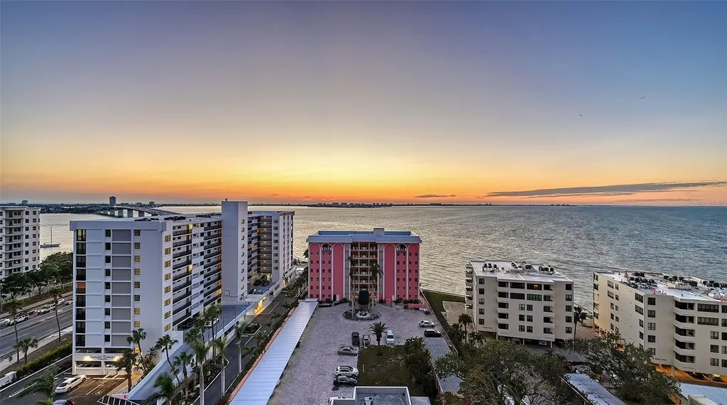 35 Watergate Drive Sarasota FL 34236