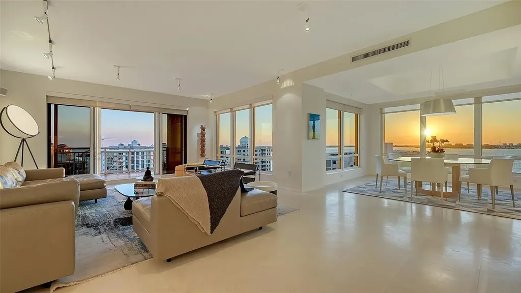 35 Watergate Drive Sarasota FL 34236