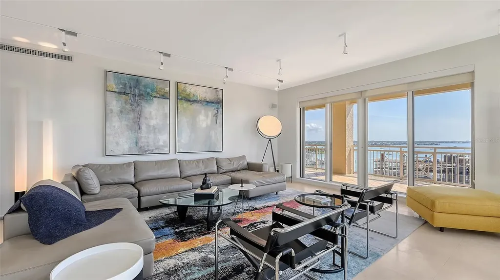 35 Watergate Drive Sarasota FL 34236