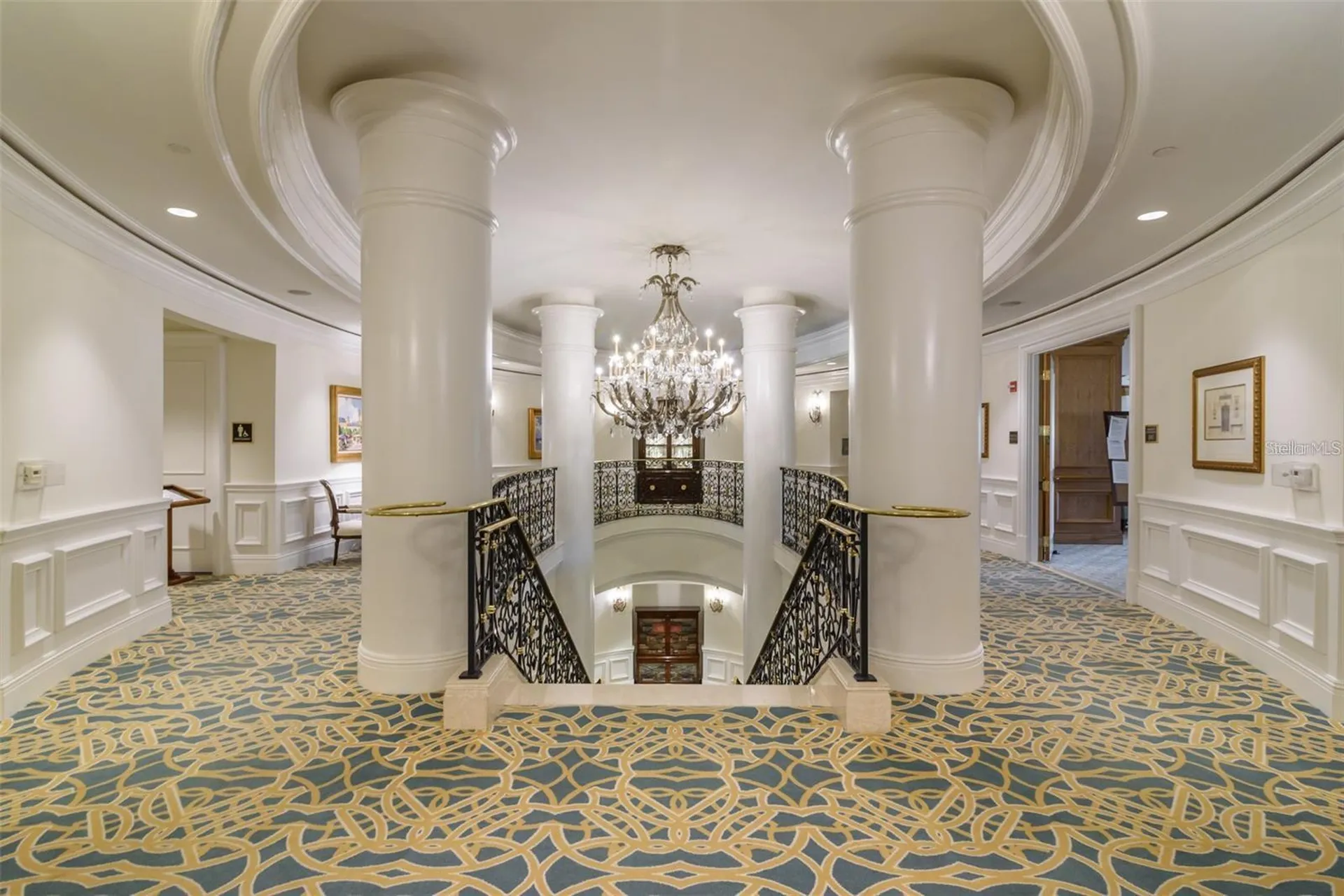 35 Watergate Drive Sarasota FL 34236