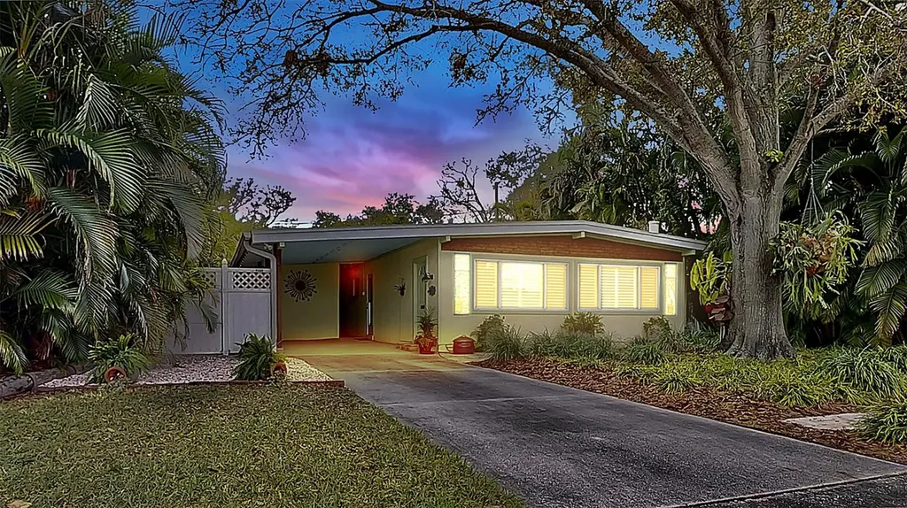 4100 7th Street N St Petersburg FL 33703