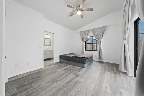 11320 Pink Blossom Court Orlando FL 32821