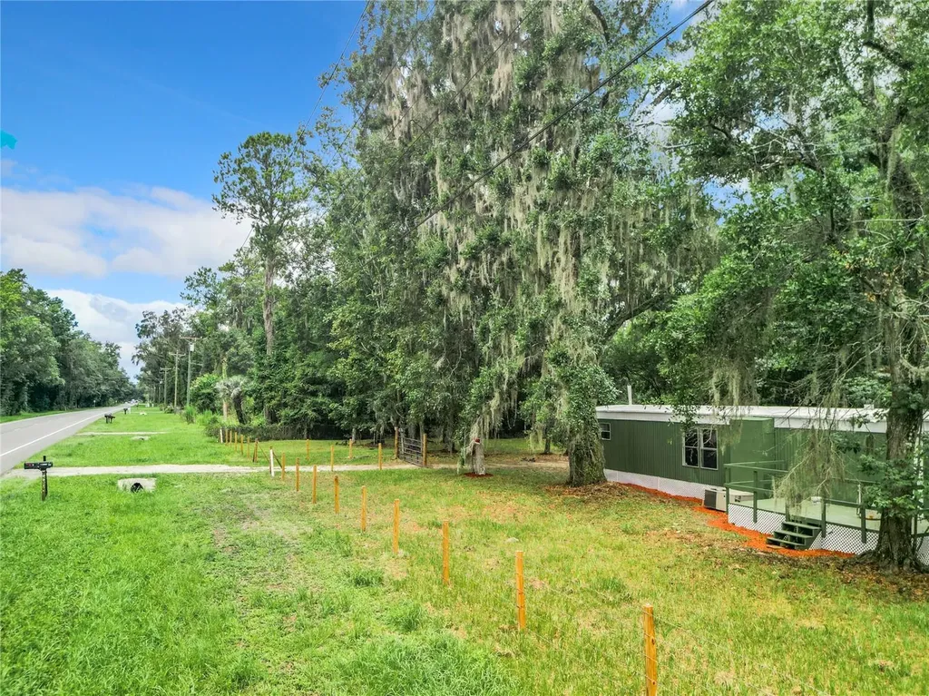 13026 SW Williston Road Micanopy FL 32667