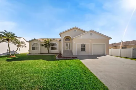 4320 51st Avenue S St Petersburg FL 33711