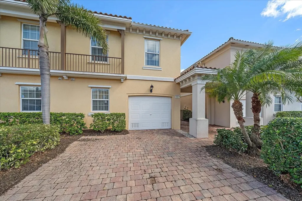 1407 Burgos Drive Sarasota FL 34238