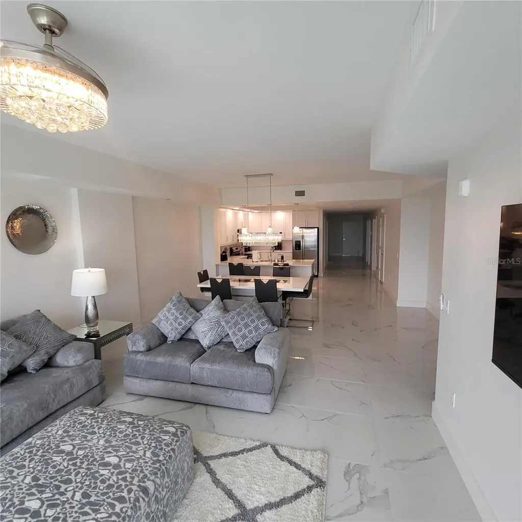 415 Island Way Clearwater Beach FL 33767