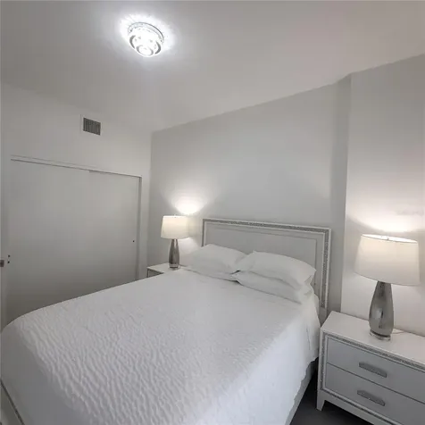 415 Island Way Clearwater Beach FL 33767