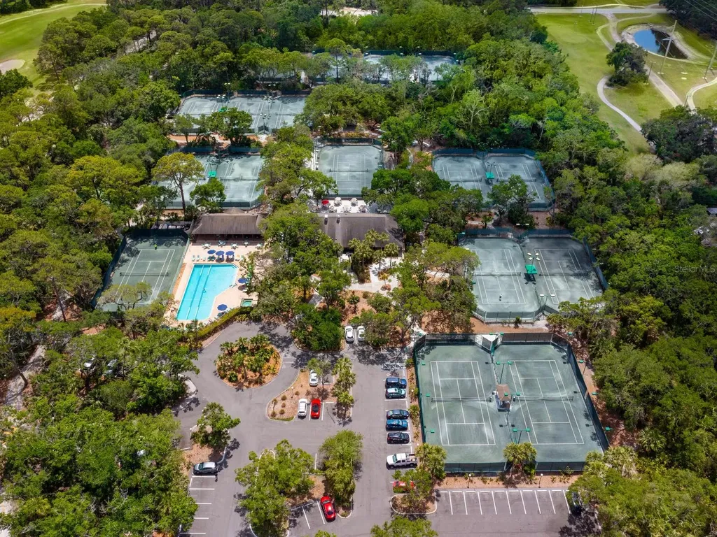 3503 Longmeadow Sarasota FL 34235