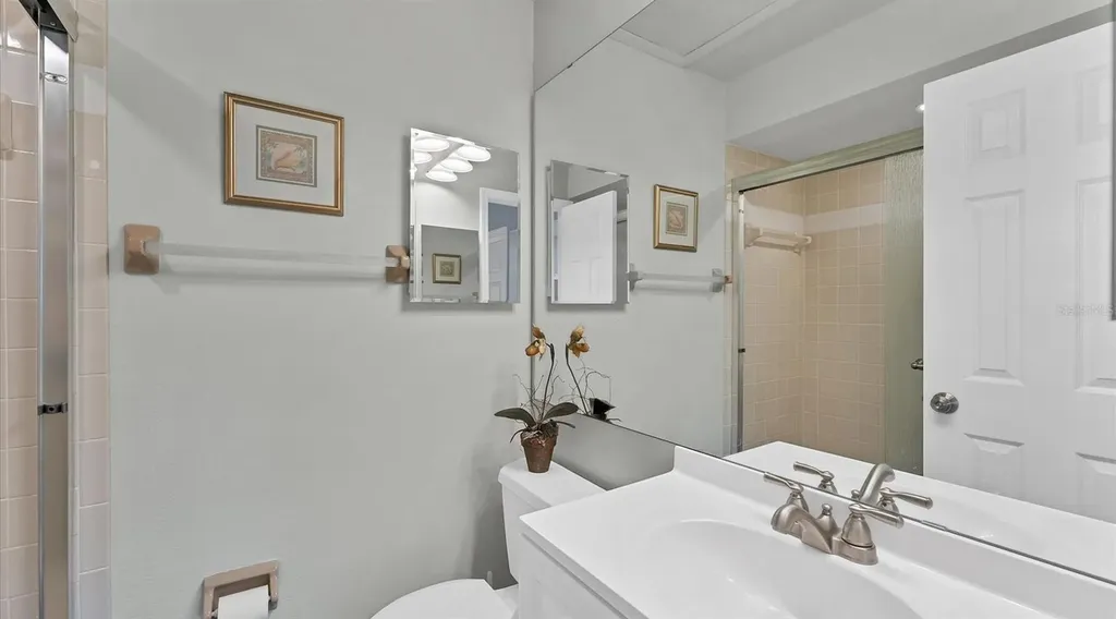 3503 Longmeadow Sarasota FL 34235