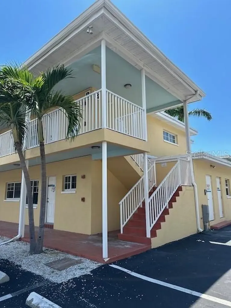 19417 Gulf Boulevard Indian Shores FL 33785