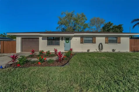 1633 Clearview Avenue Clearwater FL 33756