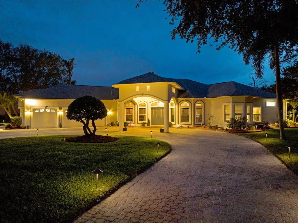 3982 Tradewinds Trail Merritt Island FL 32953
