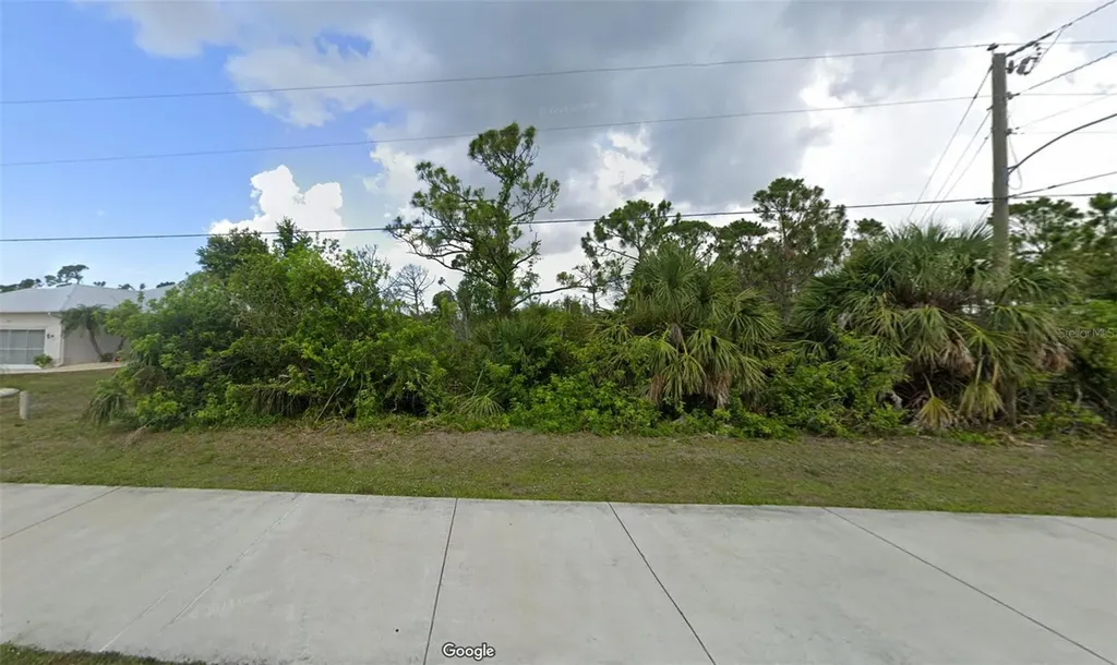 9387 Hallendale Drive Port Charlotte FL 33981