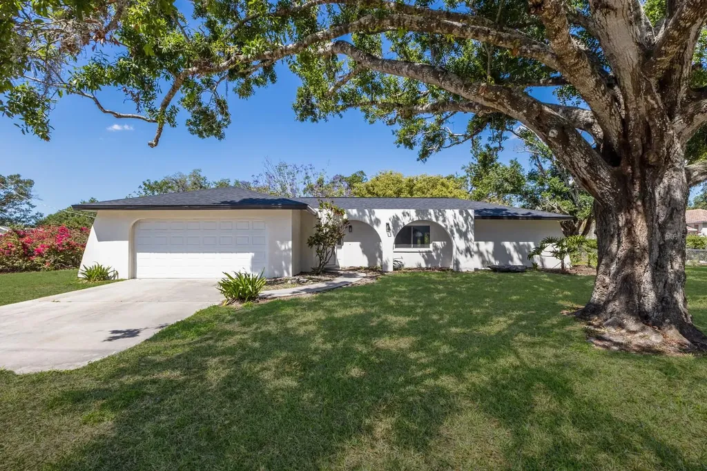 7382 Lockwood Ridge Road Sarasota FL 34243