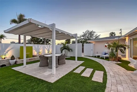 309 Avenida Milano Sarasota FL 34242