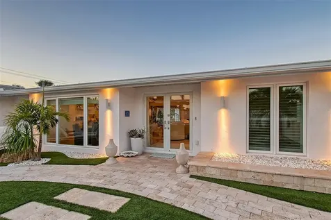 309 Avenida Milano Sarasota FL 34242