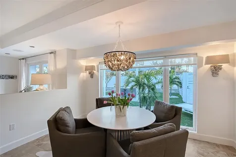 309 Avenida Milano Sarasota FL 34242