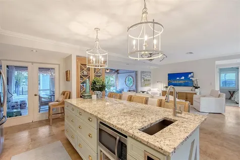 309 Avenida Milano Sarasota FL 34242