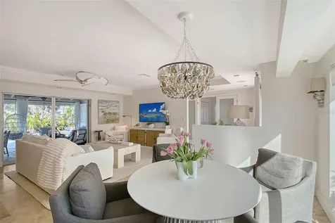 309 Avenida Milano Sarasota FL 34242
