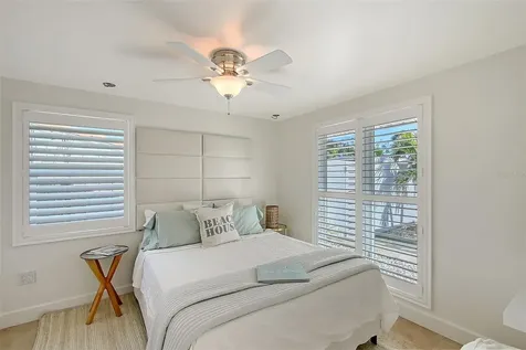 309 Avenida Milano Sarasota FL 34242