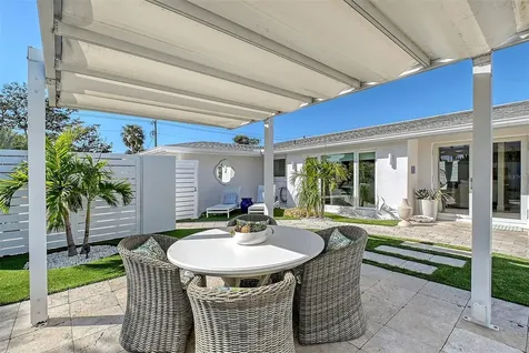 309 Avenida Milano Sarasota FL 34242