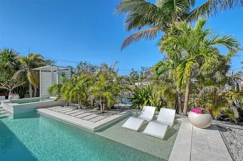 309 Avenida Milano Sarasota FL 34242