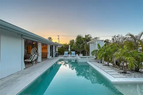 309 Avenida Milano Sarasota FL 34242