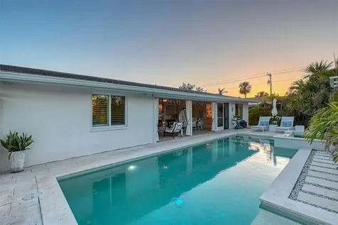 309 Avenida Milano Sarasota FL 34242