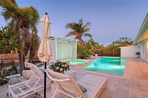 309 Avenida Milano Sarasota FL 34242