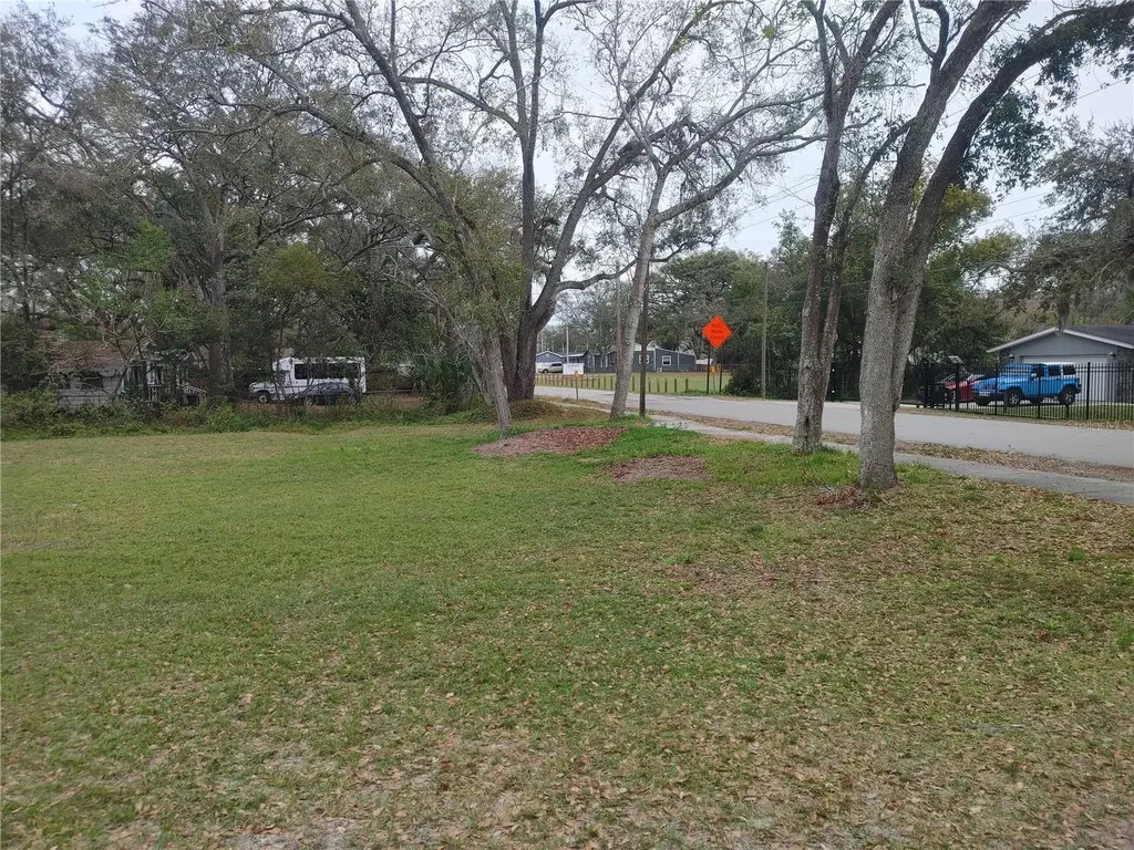 215 W 131st Avenue Tampa FL 33612