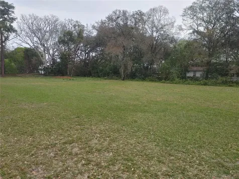 215 W 131st Avenue Tampa FL 33612