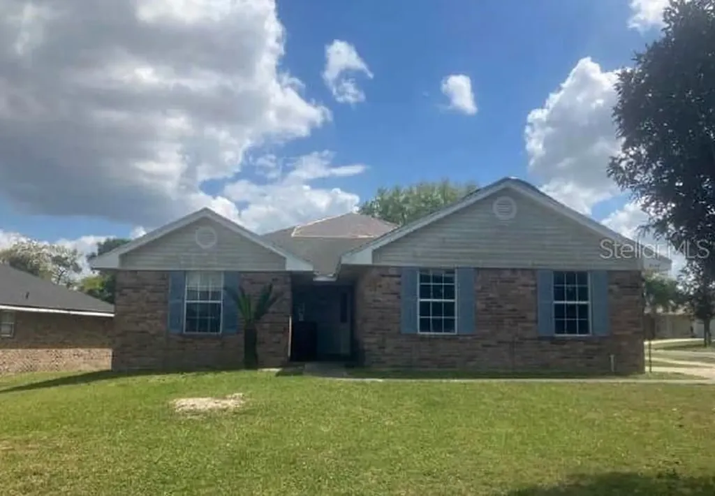 2348 Creekfront Drive Green Cove Springs FL 32043