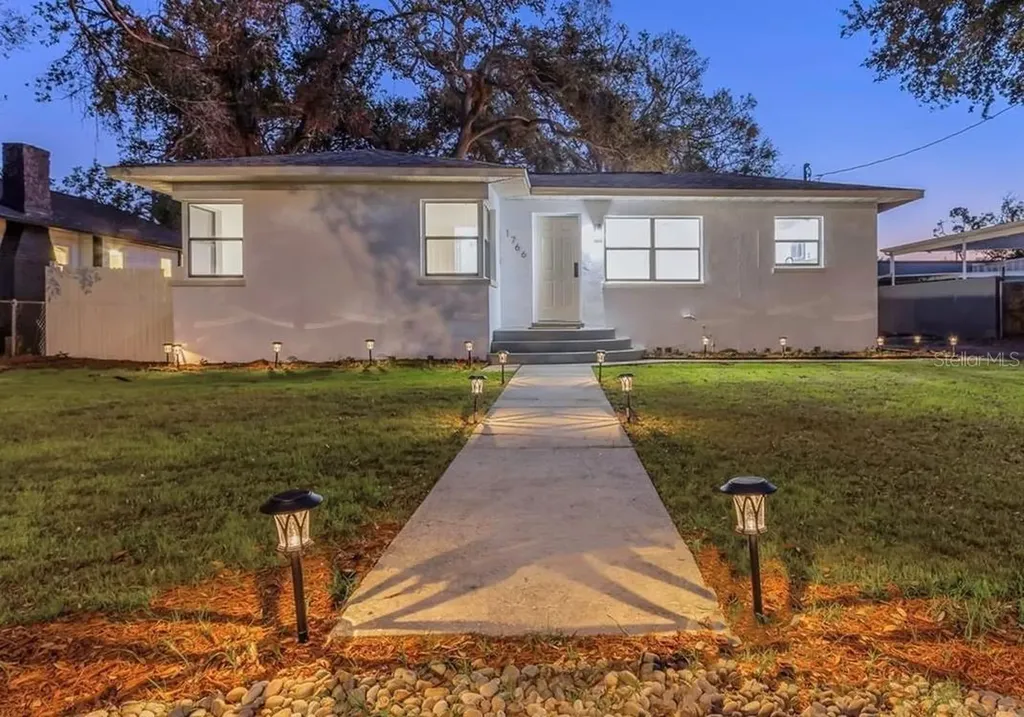 1766 12th Avenue N St Petersburg FL 33713