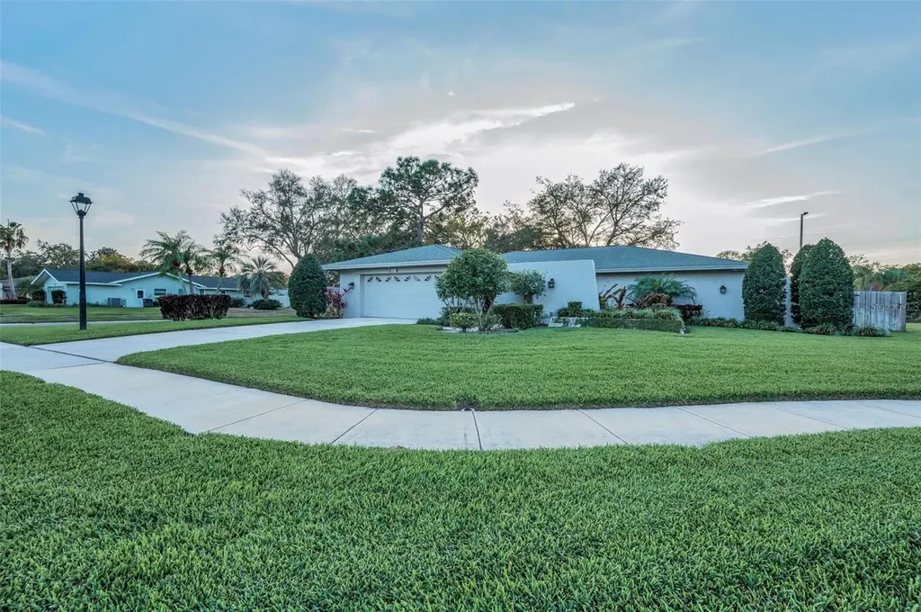 2664 Westchester Drive N Clearwater FL 33761