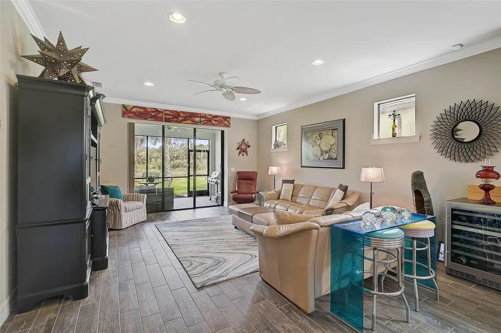 11050 Sandhill Preserve Drive Sarasota FL 34238