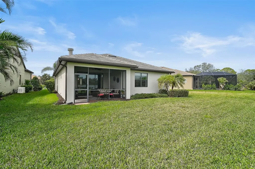 11050 Sandhill Preserve Drive Sarasota FL 34238