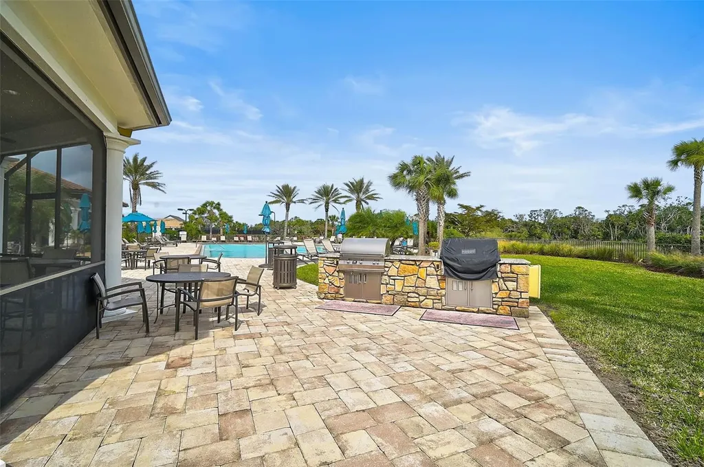 11050 Sandhill Preserve Drive Sarasota FL 34238