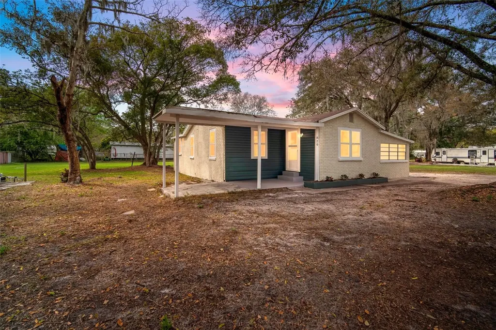 820 N Carroll Road Lakeland FL 33801