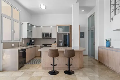 1 Shell Castle Club Humacao PR 00791