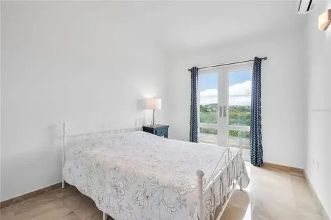 1 Shell Castle Club Humacao PR 00791