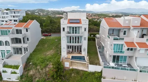 1 Shell Castle Club Humacao PR 00791
