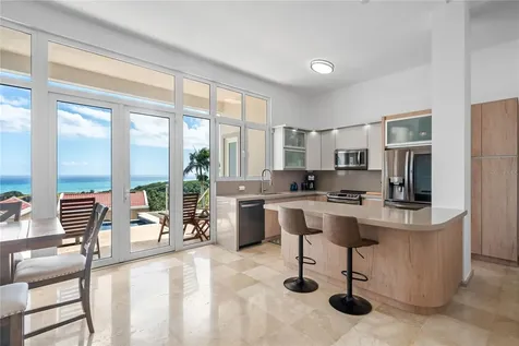 1 Shell Castle Club Humacao PR 00791