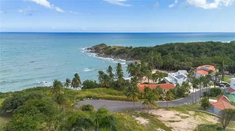 1 Shell Castle Club Humacao PR 00791