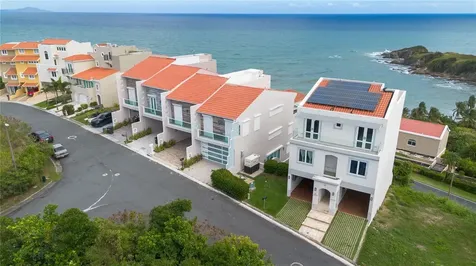 1 Shell Castle Club Humacao PR 00791