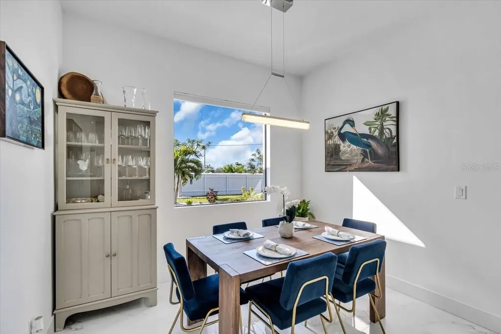 116 SE 5th Place Cape Coral FL 33990