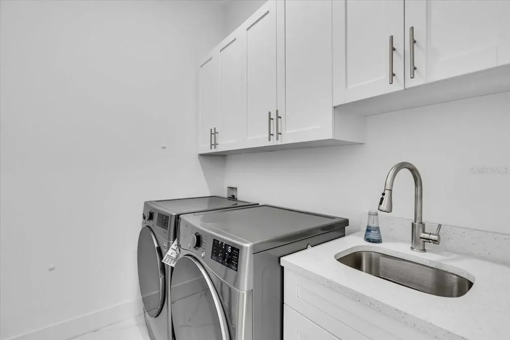 116 SE 5th Place Cape Coral FL 33990