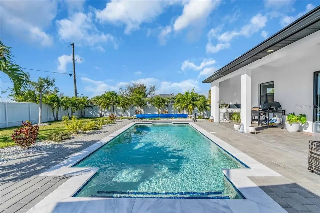 116 SE 5th Place Cape Coral FL 33990